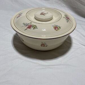 Homer Laughlin Priscilla 8-1/2" Casserole Overall Great Condition!